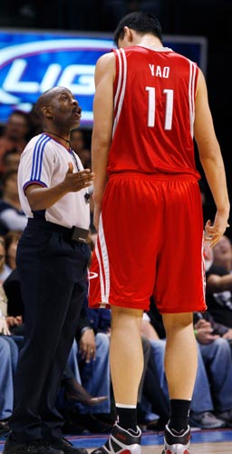 图文常规赛火箭10089雷霆姚明质疑裁判