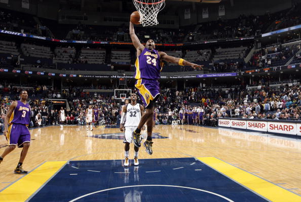 图文常规赛湖人10596灰熊科比战斧入樽