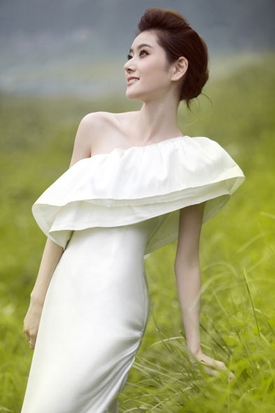 图文-张如意写真集ii 窈窕身姿融入自然