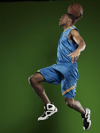 图文-榜眼秀李宁宣传照曝光 超强腾空凤翼天翔_篮球-nba_新浪竞技风暴