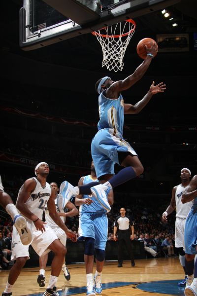 图文常规赛掘金120109奇才劳森反身上篮