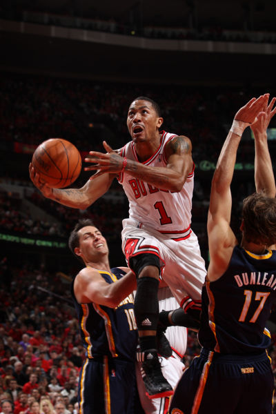 图文-[季后赛]步行者vs公牛i 罗斯拉杆上篮