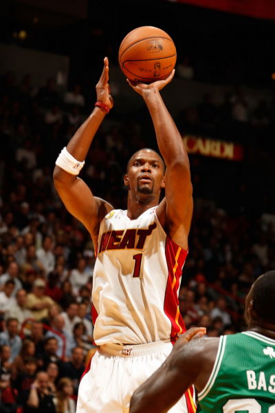 图文常规赛凯尔特人107120热火波什急停跳投