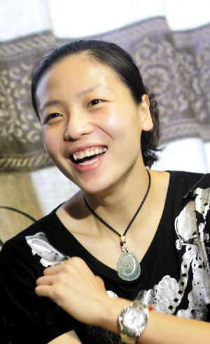 魏秋月:战日本前全队主动加练 超人照险成招贴广告