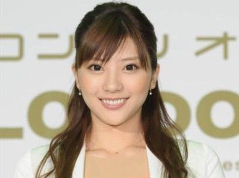 据悉,山岸舞彩平日人气过旺,去年未经电视台同意