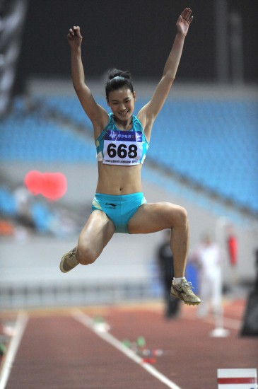 图文-09全国田径大奖赛系列赛 女子跳远冠军陆敏佳