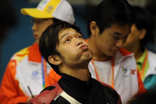 图文-全运风采之我是冠军 朱启南长出一口气