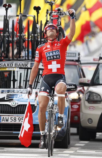 图文-环佛兰德斯自行车赛首日赛况 坎切拉拉欢呼