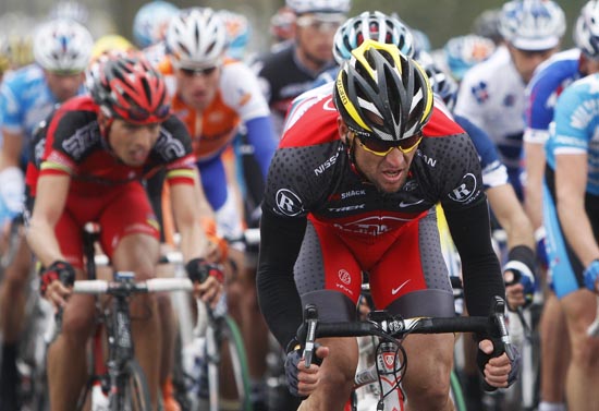 图文环佛兰德斯自行车赛首日赛况阿姆斯特朗前行