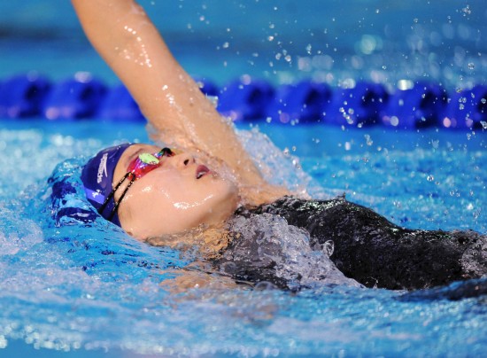 图文2010全国游泳冠军赛赛况周妍欣亚军