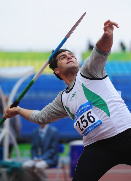 图文伊朗选手破男子标枪f13级世界纪录姿势很酷