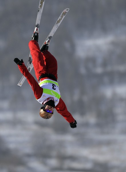 图文-世界杯空中技巧团体赛中国夺冠 中国二队吴超