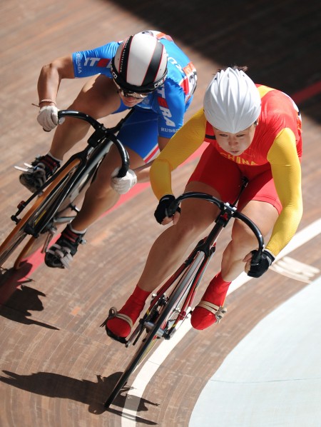 图文-自行车个人争先赛赛况 郭爽夺女子个人赛冠军_综合体育_新浪竞技