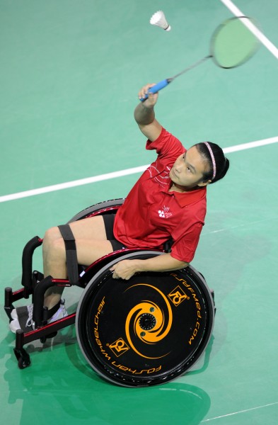 10月16日,安徽队队员白娟在比赛中.