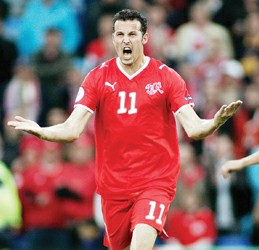 弗雷倒下,主帅寄望斯特雷勒能进球