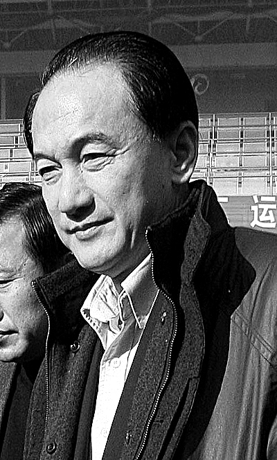 临时"复出"让出交椅 谢亚龙离开足协可能高升?