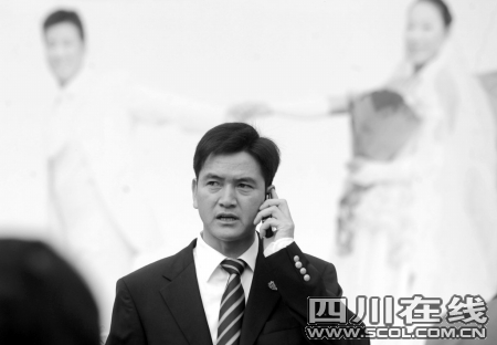 第十一届全运会 >  水上项目 正文     贵成忠,西昌人,42岁,北京奥运