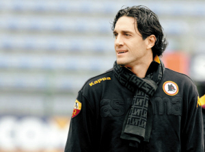 小贝秀腿 托尼带水