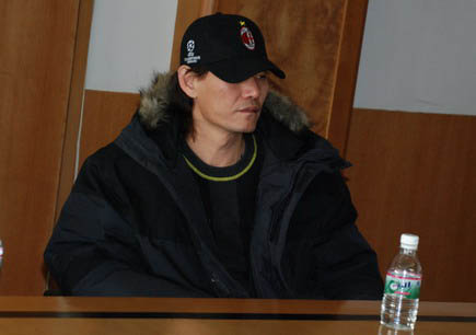 (实德女足助理教练石磊)