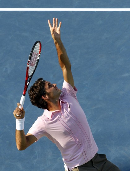 图文-辛辛那提赛费德勒挺进半决赛 天王挥拍发球_网球频道_新浪竞技